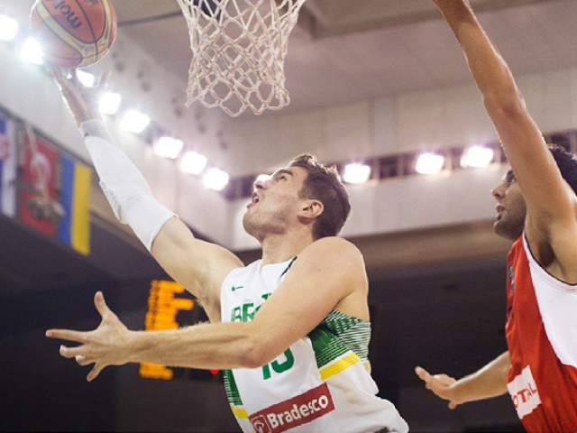 Ala-Pivô(Power Forward/PF)