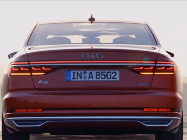 Audi A8L