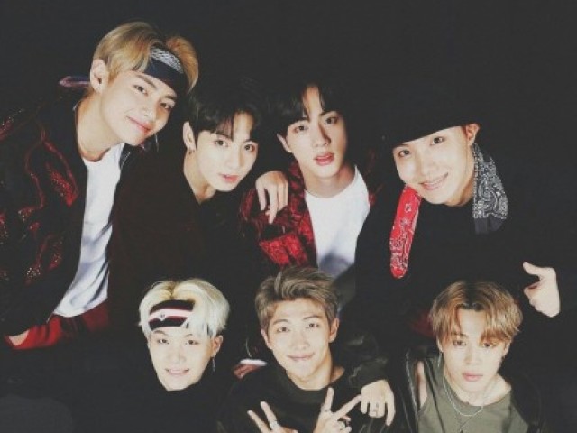 RPG: Quem dos BTS te beijaria?