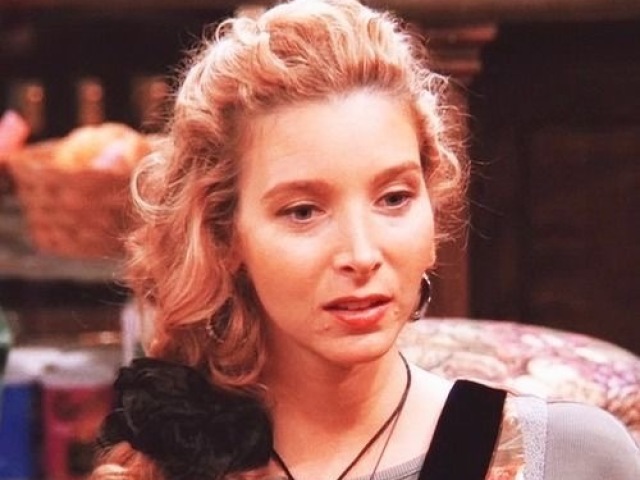 Phoebe Buffay por ser doidinha e lerda