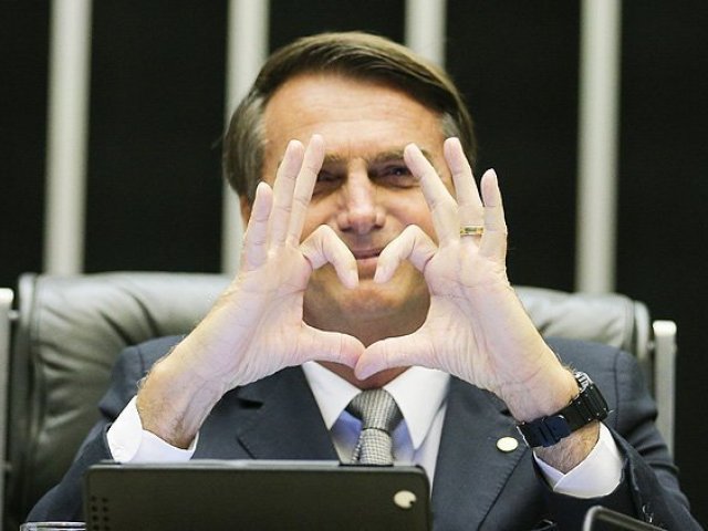 Jair Messias Bolsonaro 17