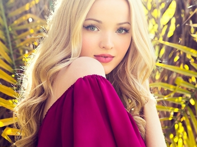 Dove Cameron