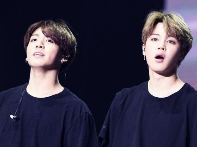 Jungkook e Jimin.