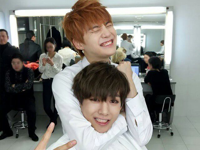 Taehyung e Suga