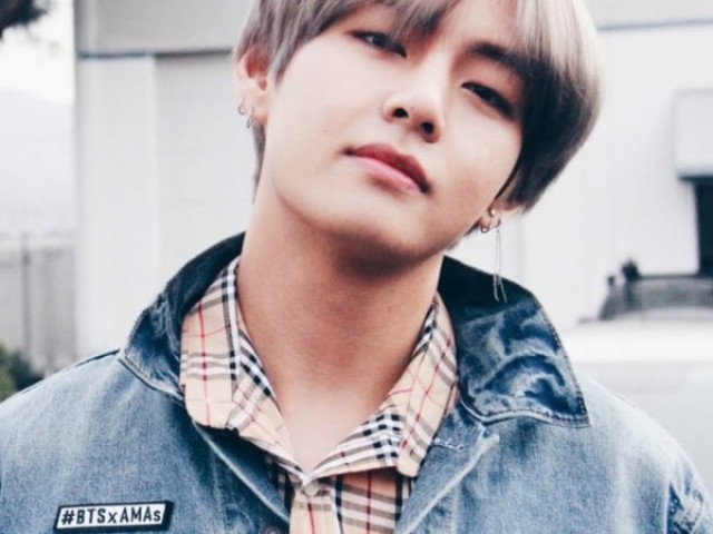 V - Kim Taehyung.