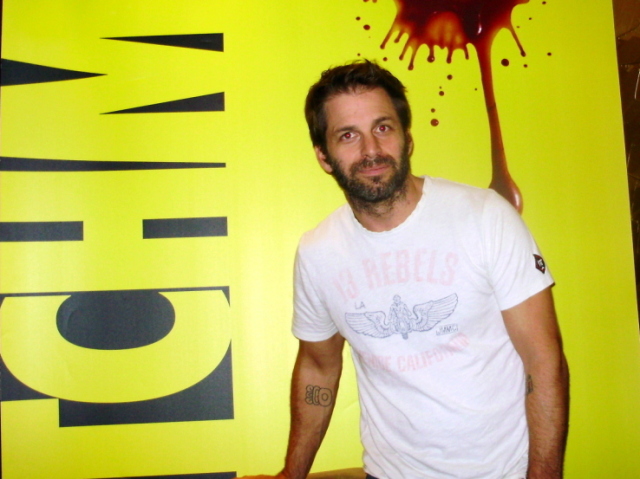 ZACK SNYDER, MAS EM AMARELO