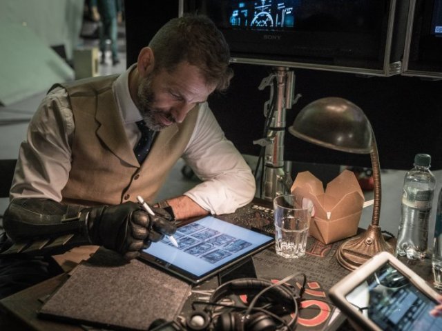 ZACK SNYDER