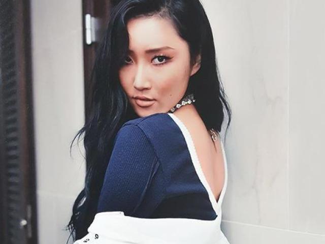 Hwasa (Mamamoo)