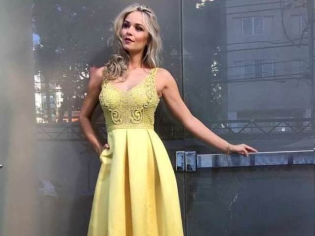 Amarelo