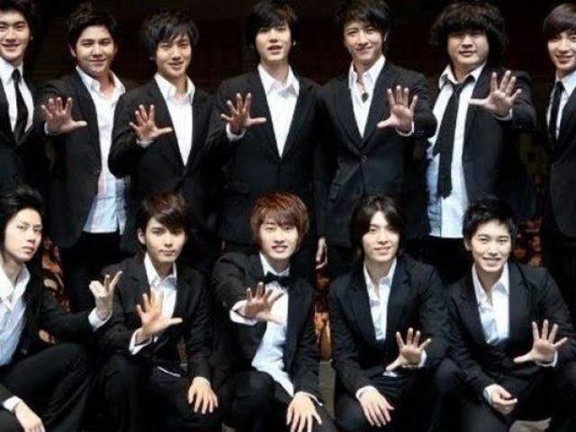 SUPER JUNIOR