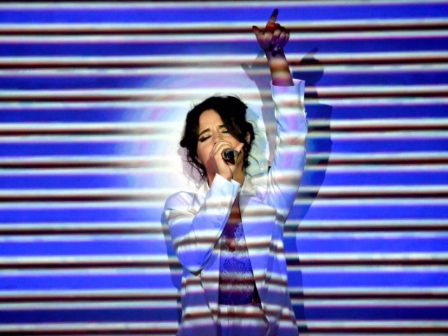 Camila cantora