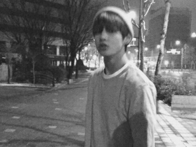 Kim Taehyung (V)