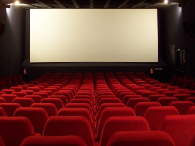 iria ao cinema