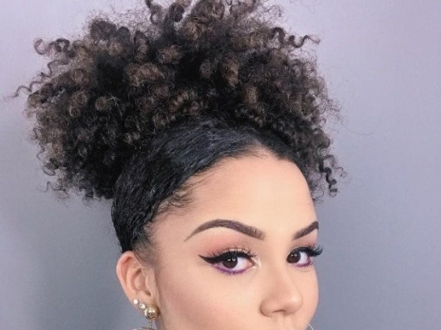 Afro puff