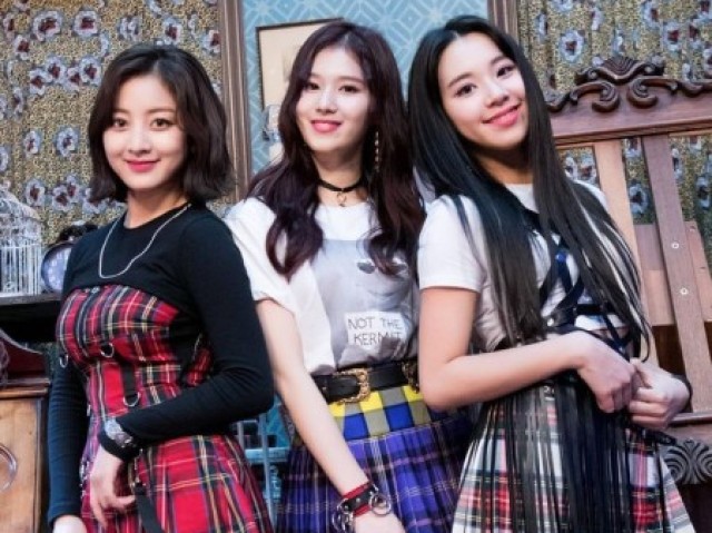 Jihyo,Sana,Chaeyoung