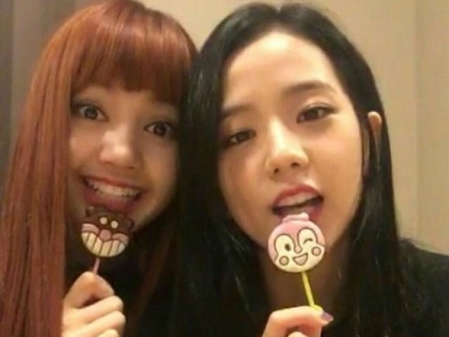 Jisoo e Lisa