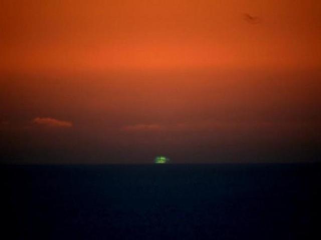 Pôr do sol verde