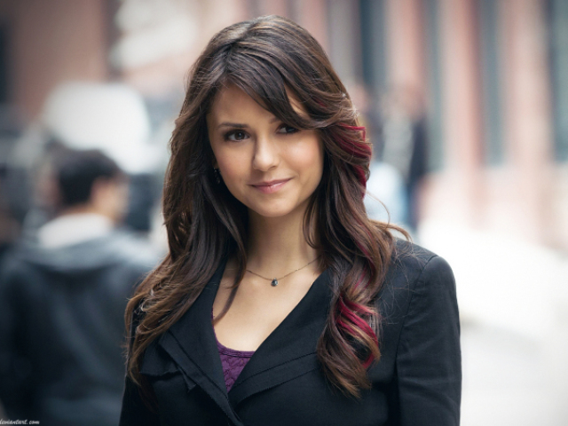 Você em TVD seria sem duvidas Elena Gilbert
