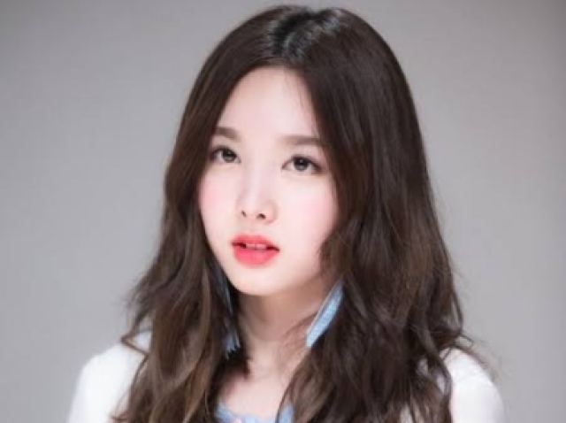 3. Nayeon