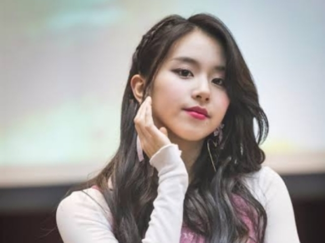 6. Chaeyoung