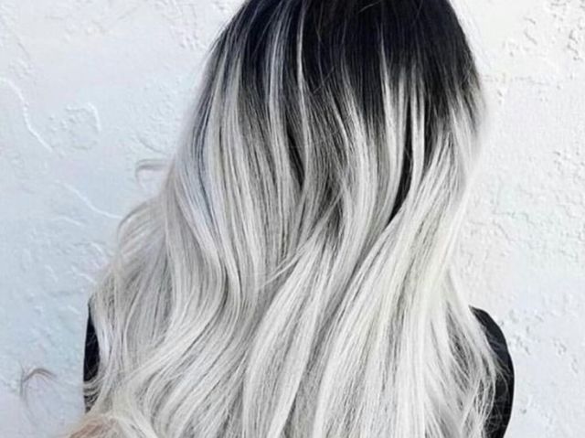 Esse cabelo platinado é muito linda, cara!!