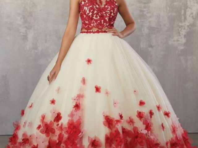 Vestido Vermelho e Branco