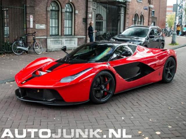 La-Ferrari