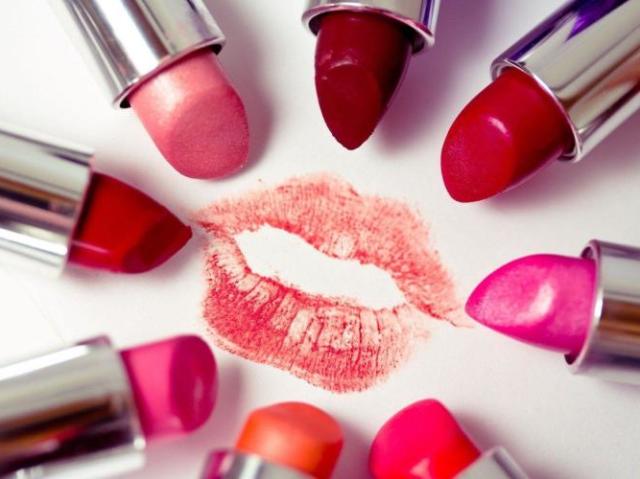 Qual cor de batom é perfeita para você?