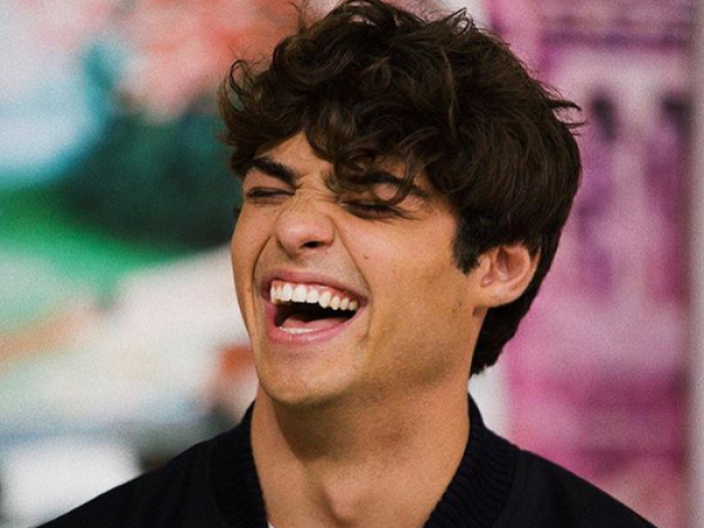 Noah Centineo
(Para todos os garotos que já amei)