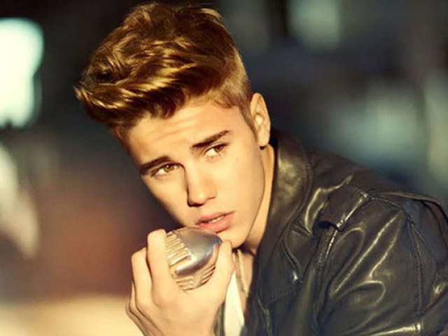 7. ) - Justin Bieber (Canadá)