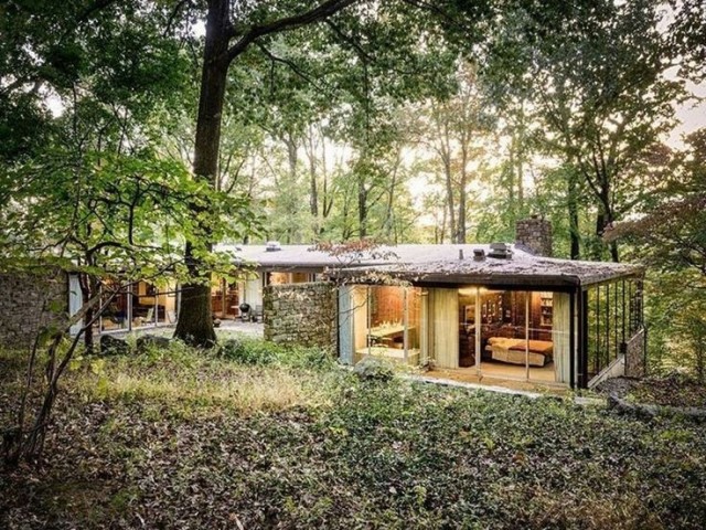 Casa na floresta