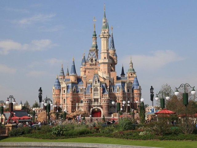 Disneyland - China