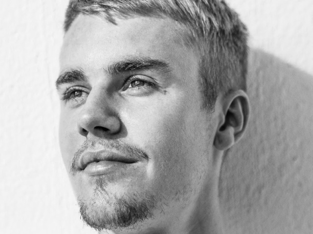 ) - JustinBieberVEVO (Canadá)