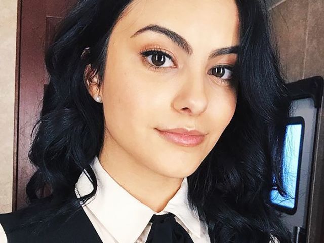 Camila Mendes