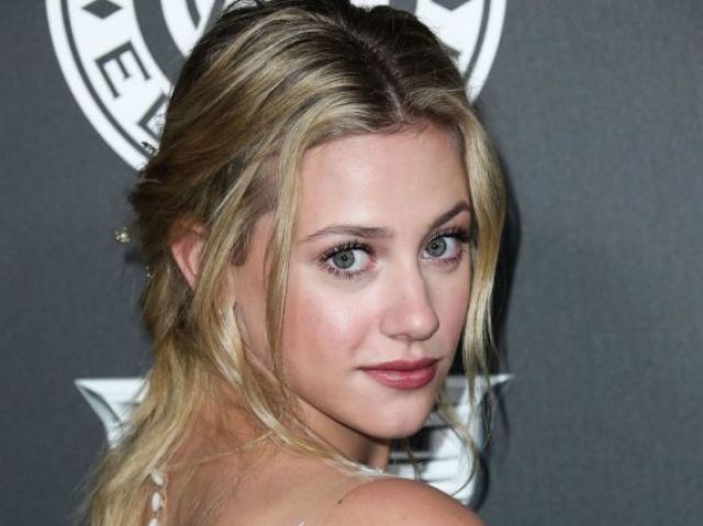 Lili Reinhart