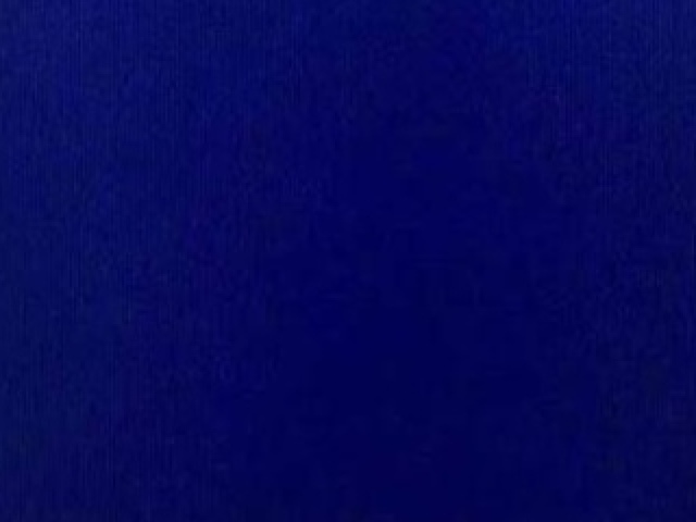 Azul escuro