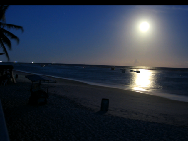 ♥️Caminhar na praia durante a Noite♥️