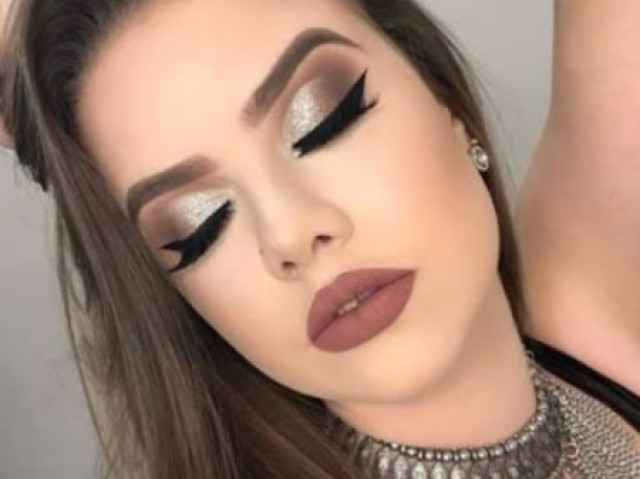 Make tons Nude