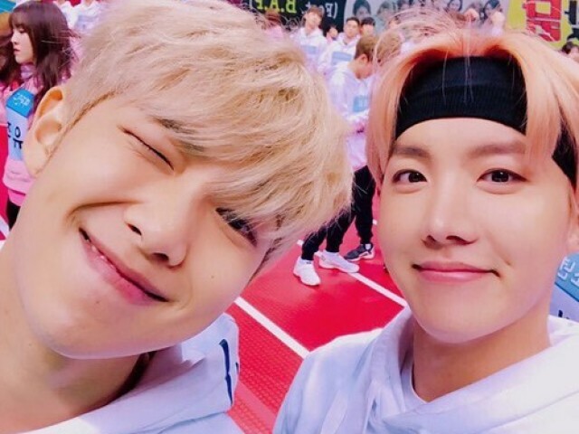 KIM NAMJOON
 E
JUNG HOSEOK