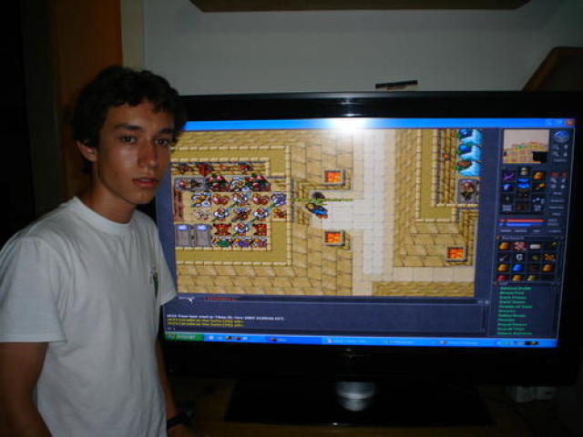 Jogando Tibia