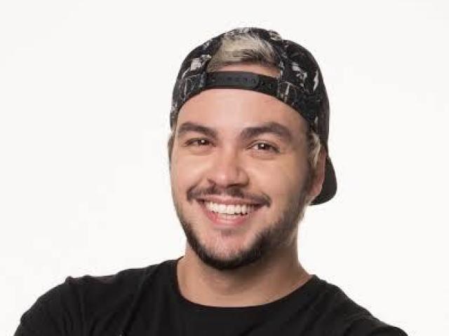 Você conhece o Luccas Neto?