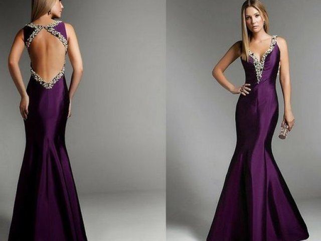 vestido roxo estiloso