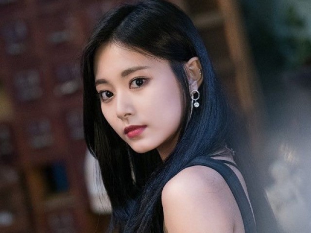 8. Chou Tzuyu