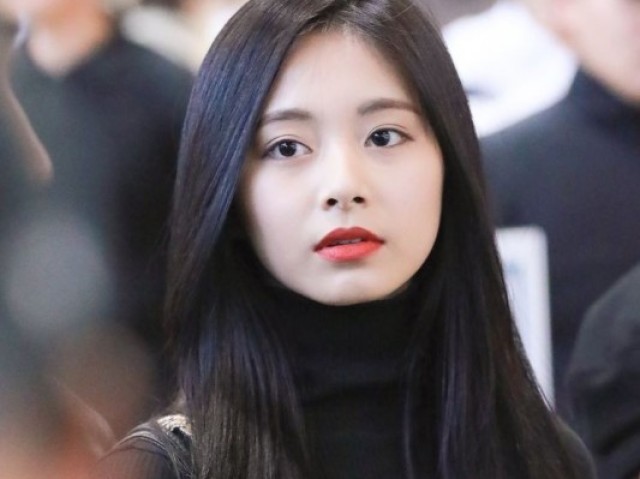 10. Tzuyu!