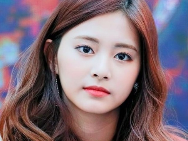 10. Tzuyu!