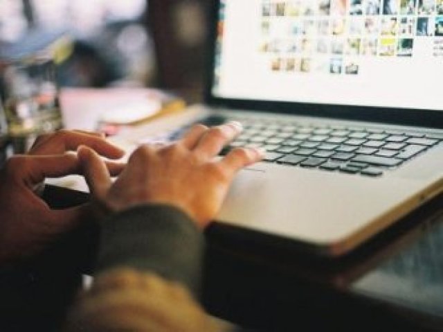 Navegar na web