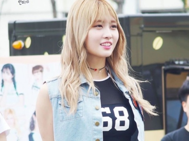 Hirai Momo
