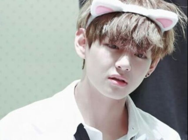 V (Tae)