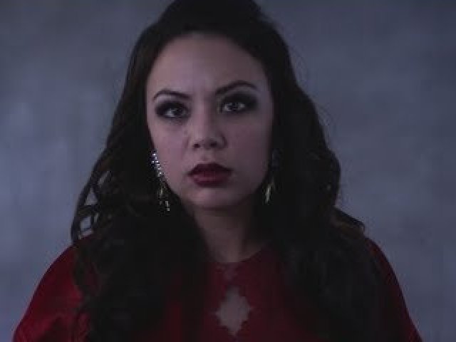 Mona Vanderwaal