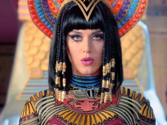 Katy Perry - Faz parte da seita Illuminati